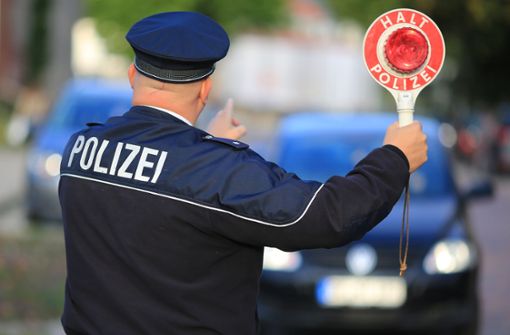 Ein 34-Jähriger flüchtete in Stuttgart-Nord vor einer Polizeikontrolle. (Symbolbild) Foto: picture alliance/Peter Gercke