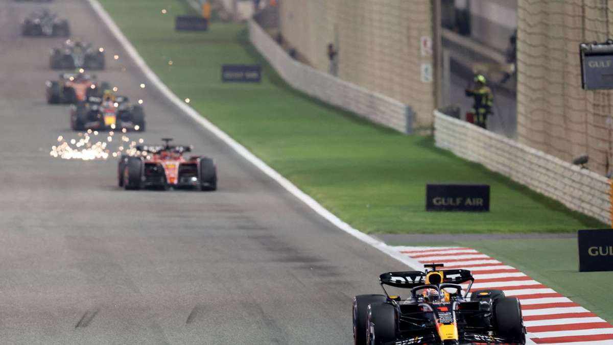 Formel 1-Auftakt in Bahrain: Verstappen lässt der Konkurrenz keine Chance