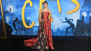 Sängerin Taylor Swift verkörpert in der Musical-Verfilmung die „Bombalurina“. Foto: AFP/ANGELA WEISS
