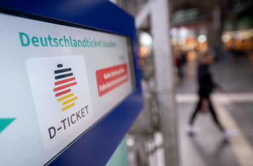 Rund zehn Millionen Menschen nutzten zuletzt das Deutschlandticket. Foto: dpa/Sebastian Gollnow