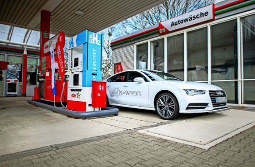 Tanken mit Wasserstoff: In ganz Stuttgart gibt es bislang keine Tankstelle, die Wasserstoff im Angebot hat. Foto: dpa