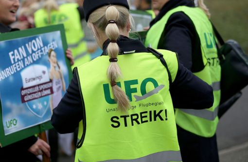 Offizieller Streikgrund sind Regelungen zur Teilzeit für Kabinenbeschäftigte. Foto: dpa/Oliver Berg