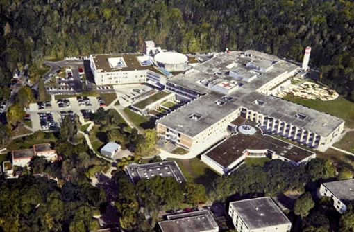 Das Paracelsus-Krankenhaus in Ostfildern-Ruit von oben Foto:  