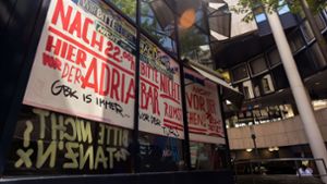 Das Ice Café Adria, eine Bar, in der auch getanzt wird, hatte Ärger mit den Behörden und appelliert an seine Gäste, sich ruhig zu verhalten. Foto: Max Kovalenko