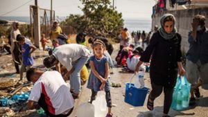 Geflüchtete auf der Insel Lesbos Foto: AFP