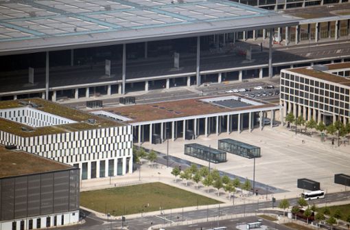 Der Tüv führt seit Montag am Hauptstadtflughafen BER Prüfungen durch. Foto: dpa
