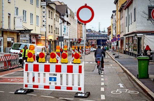 Die Schillerstraße wird zur Baustelle: Für Autos ist hier bis auf Weiteres kein Durchkommen mehr. Foto: factum/Simon Granville