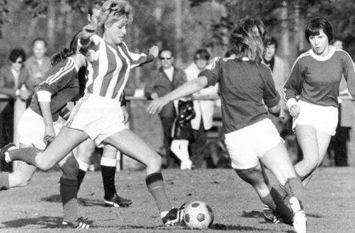 Voller Einsatz: Szene aus der Partie Bayern München gegen Olching in der Saison 1970/71. Foto: Imago Sportfotodienst