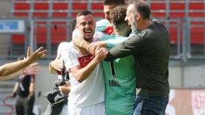 Grenzenloser Jubel bei den Spielern des VfB Stuttgart. Foto: Pressefoto Baumann/Hansjürgen Britsch