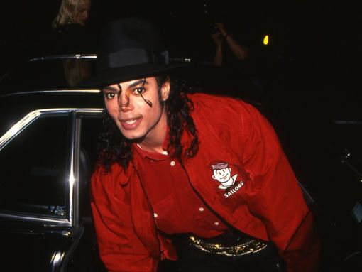 In London sind Stücke zahlreicher Künstler, darunter auch von Michael Jackson, versteigert worden. Foto: Vicki L. Miller/Shutterstock.com