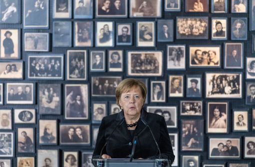 Bundeskanzlerin Merkel  spricht in Auschwitz Foto: dpa/Robert Michael