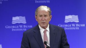 Der ehemalige US-Präsident George W. Bush kritisiert gegenwärtige Missstände unter Donald Trump. Foto: AP