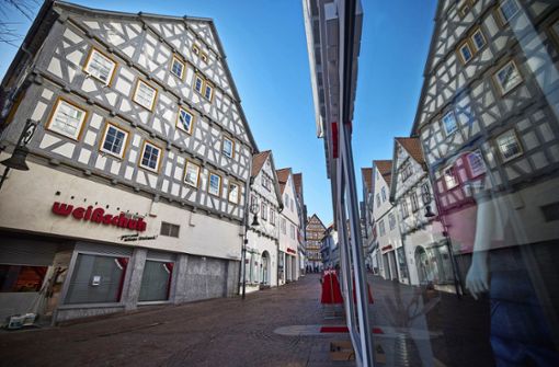 Viel Fachwerk prägt die Waiblinger Altstadt. Beim Einkaufsbummel zeigt sich – es hat sich viel verändert in den vergangenen Jahren. Foto: Gottfried Stoppel