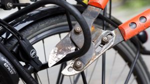 Der Besitzer eines Fahrrads hat einen Dieb in Karlsruhe in die Falle gelockt (Symbolfoto). Foto: dpa/Friso Gentsch