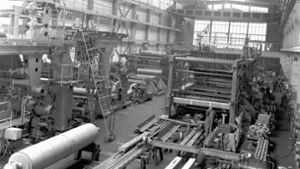 Der Blick in Fabrik zeigt: die Papiermaschinen sind gigantisch. Foto: Voith