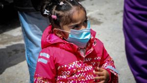 Aufgrund der Corona-Pandemie ist die Zahl der Flüchtlinge in den ersten sechs Monaten gesunken. Foto: imago/Ilias Markou